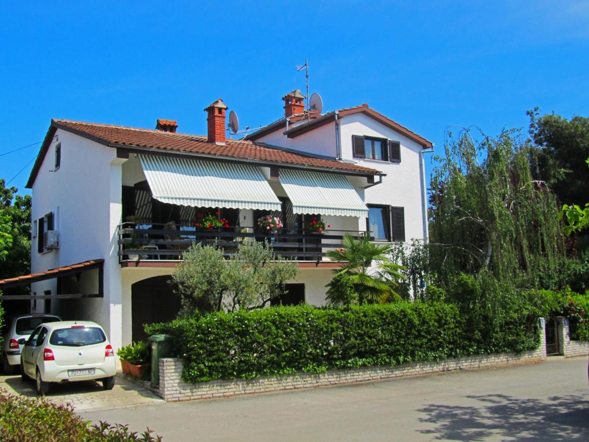 Apartments Zrinka 793 Poreč Exteriör bild